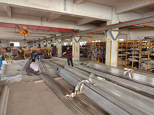 貨車(chē)大(dà)梁鋼材材質